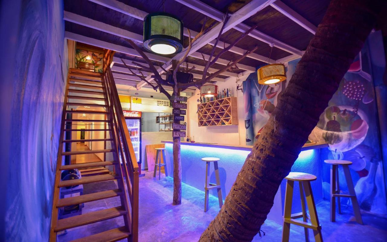 Готель Palm Leaf Surf Cafe Ґалле Екстер'єр фото