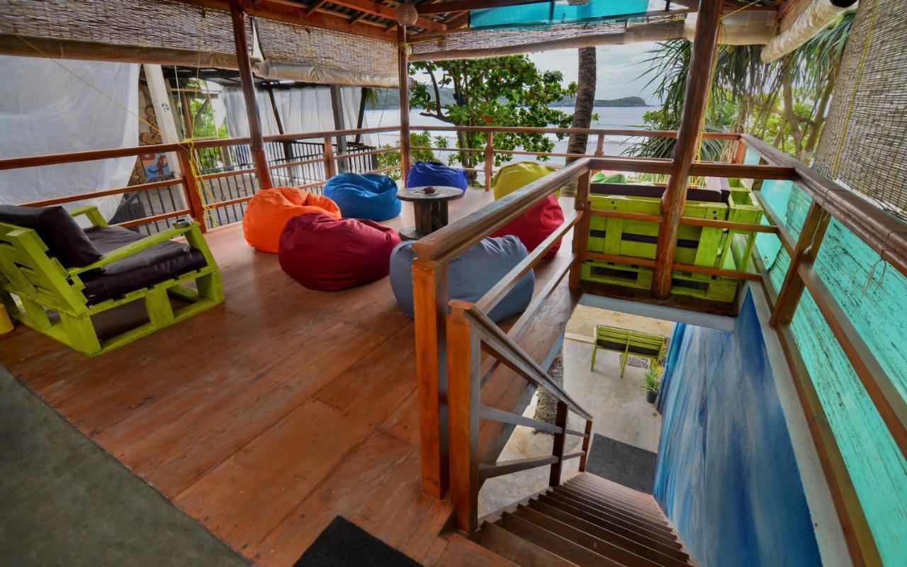 Готель Palm Leaf Surf Cafe Ґалле Екстер'єр фото